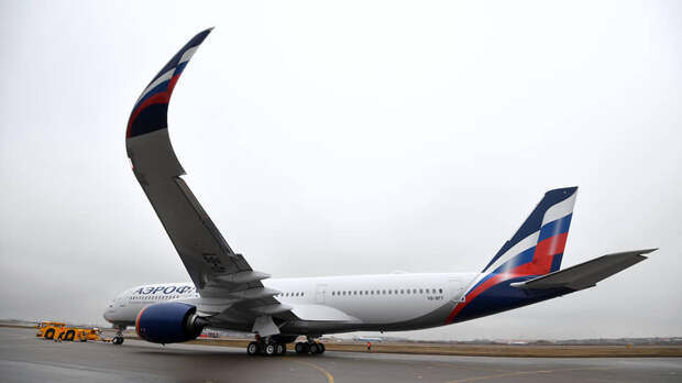Самолет Airbus А350-900