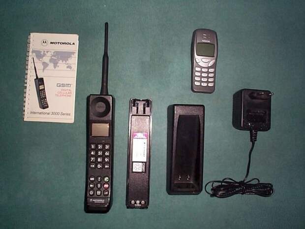 Motorola International 3200 (1992).