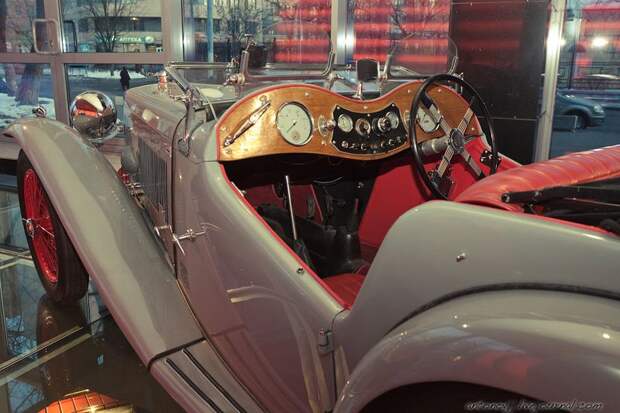 Музей частных коллекций Автовилль (44 фото)