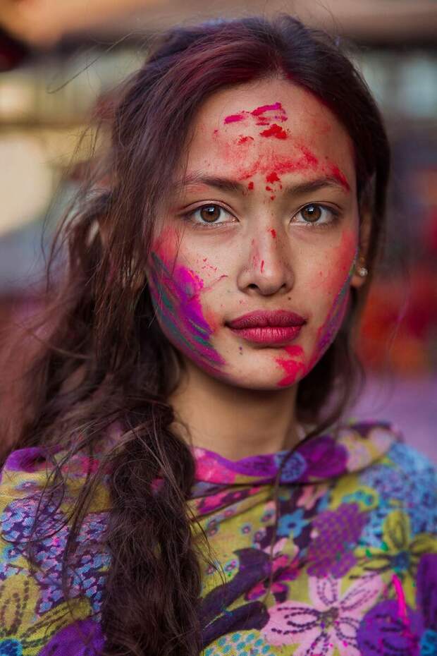 Сона праздновала Холи, когда я ее встретила в Катманду, Непал женщины, красота, народы мира, разнообразие, фотопроект