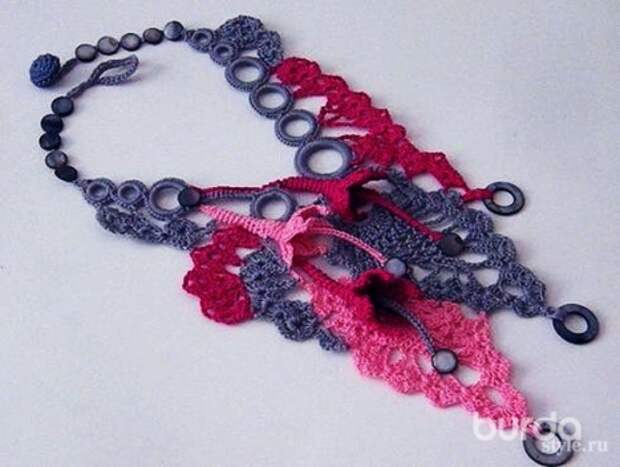 Вязаное колье