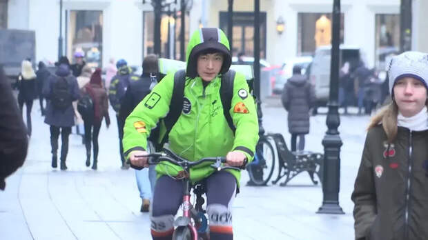 Ликсутов: 15 тысяч курьеров отстранили от работы в Москве за нарушения