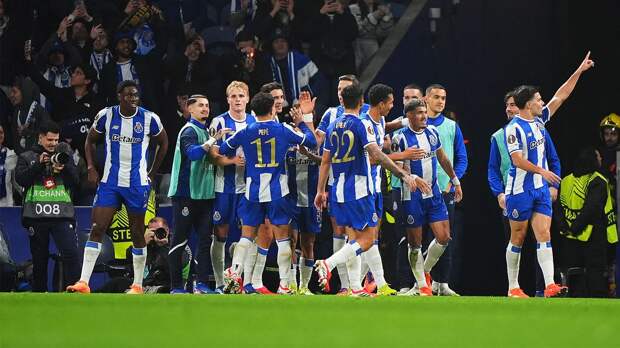 «Порту» разгромил «Морейренсе»