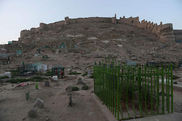 AFGHANISTAN-UNREST-CEMETERIES