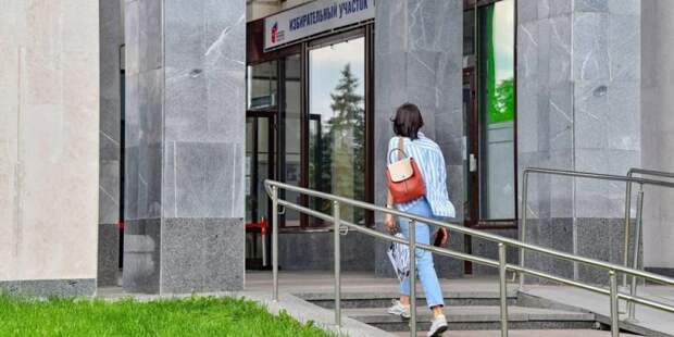 Наблюдатели отмечают максимальную открытость голосования в Москве. Фото: mos.ru
