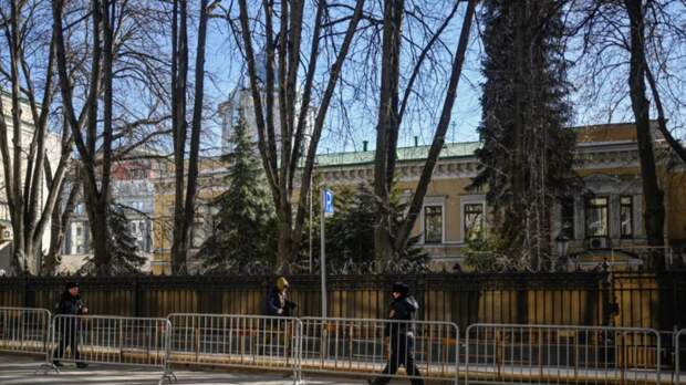 МИД разъяснил вопрос с правом собственности на здание дипмиссии Украины в Москве