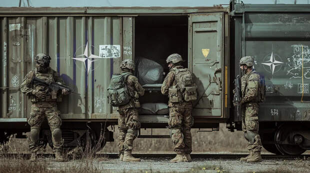 Политолог Калачев: в случае выхода США из НАТО возникнет новый военный блок