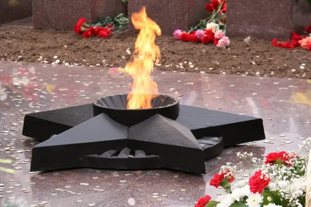 Во Львовской области демонтировали Вечный огонь и переименовали улицы