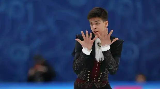 Фигурист Гуменник занимает первое место после короткой программы на турнире в Нур-Султане