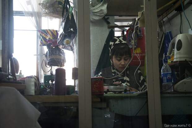 Отказываются ехать с таджиками. Таджики в общежитии. Тяжелая работа таджик. Бедность в Таджикистане.