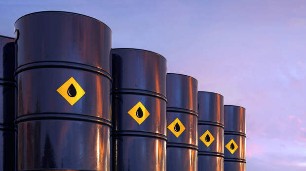 В США запасы нефти за неделю снизились на 2,3 млн баррелей