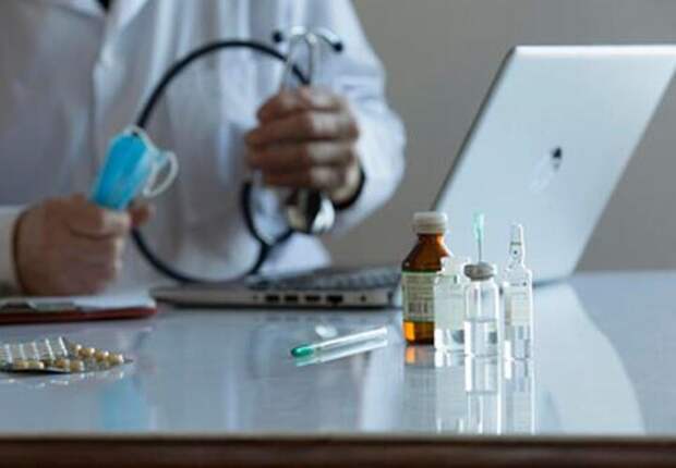 Профессор медицины объяснил, почему недосып заставляет нас есть по ночам и убивает здоровье