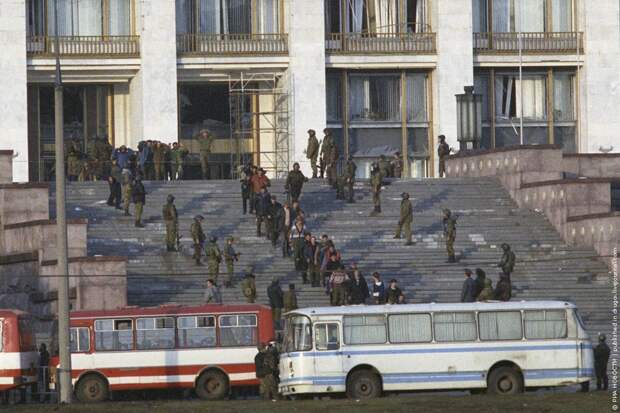 События 3 - 4 октября 1993 года