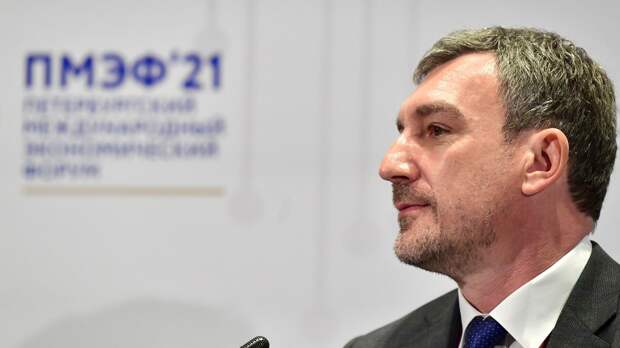 Глава Приамурья рассказал о поликлиниках, большегрузах и дизайн-коде 