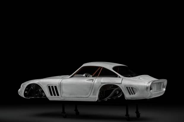 Впечатляющая реплика купе Ferrari 330 LMB
