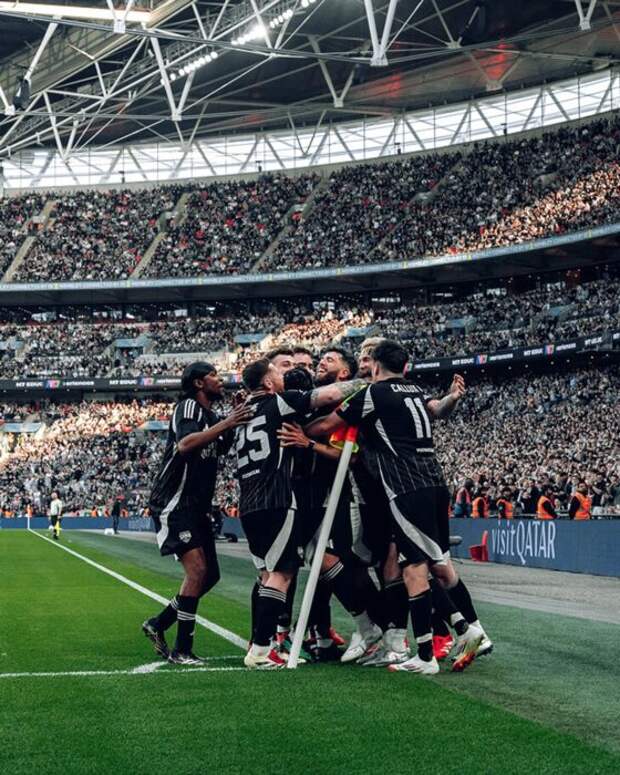 90 тысяч на «Уэмбли», MrBeast сыграл и угостил Клаттенбурга шоколадкой – это медиафутбол в Англии