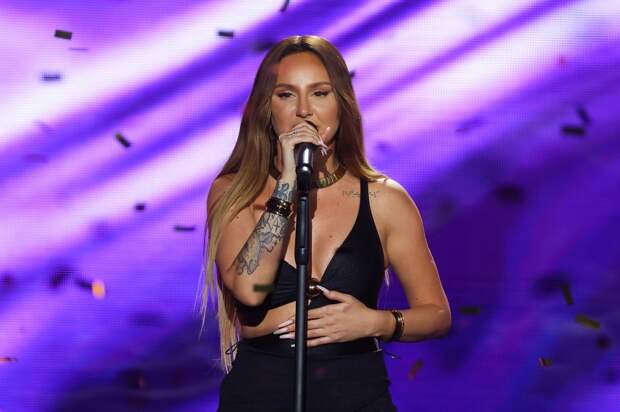 Anna Asti отсудила 400 тыс. рублей за незаконное использование песни «По барам»