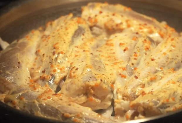 Белоснежное филе и пикантная корочка: показываю, как приготовить идеальный хек к ужину