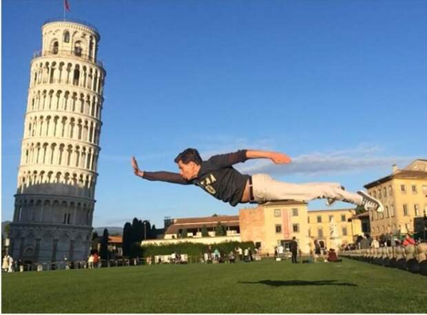 На что только не идут туристы, чтобы получить сногсшибательный снимок (Пизанская башня, Италия). | Фото: lifespot.ru.