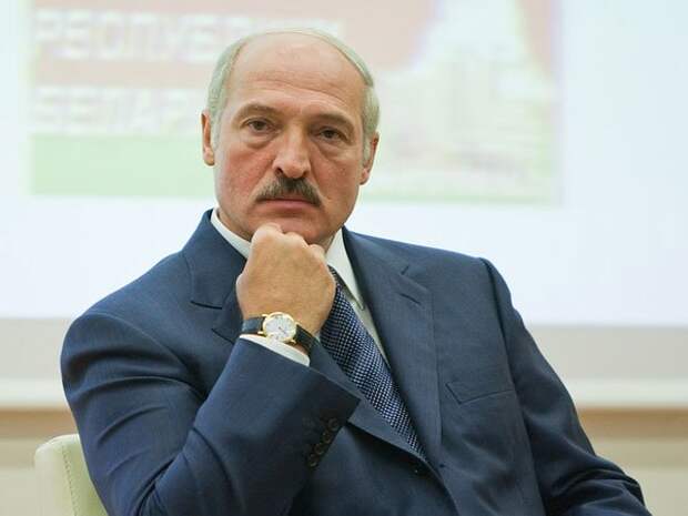 Смертельно опасные трюки Лукашенко: Президент Белоруссии встает на путь Януковича