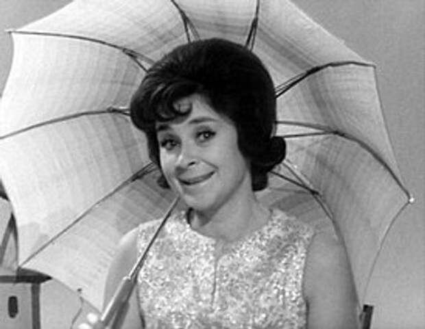 60 лет назад появилась замечательная песня Аркадия Островского «Пусть всегда будет солнце»