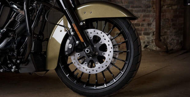 Компания Harley-Davidson представила новый мотоцикл Road King Special