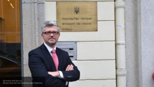 Посол Украины Мельник назвал ударом предложение Германии снять санкции с России
