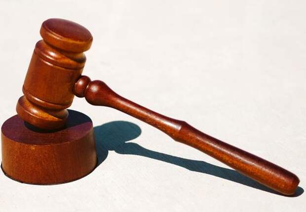 Суд приговорил Олега Митволя к 4,5 года колонии по делу о мошенничестве