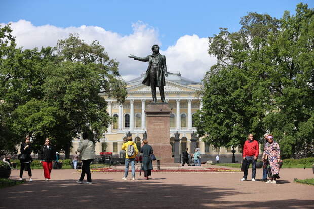 Музыка, написанная к произведениям Пушкина, прозвучит в парках и на улицах Петербурга в день 225-летия поэта