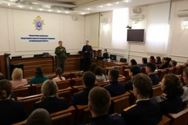 В Ленинградской области состоялся концерт для граждан, прибывших из ДНР и ЛНР