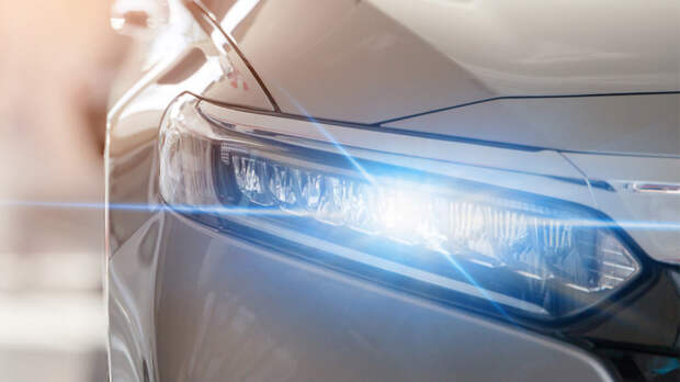 За тюнинг фар и выхлопных систем автомобилей предложили лишать прав