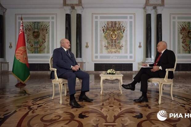 Лукашенко и Киселев, интервью, 30.11.21.jpg