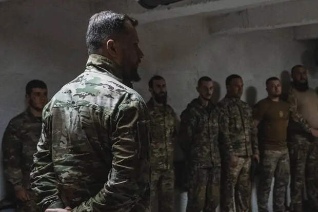 Украинский ресурс: 3-я ОШБр ВСУ «Азов» снова проигнорировала приказ Сырского