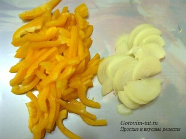 Корейский салат с мясом и огурцами