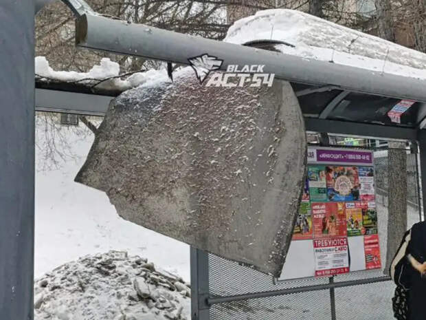 В Новосибирске обрушилась остановка: прокуратура оценит работу ответственных за уборку снега