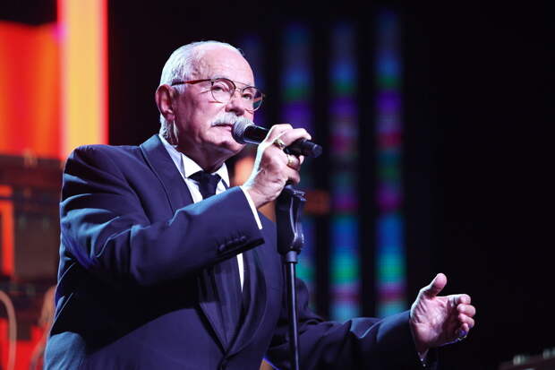 Михалков усмотрел в оскаровском фильме о Путине приёмы из американской методички по саботажу 1944 года