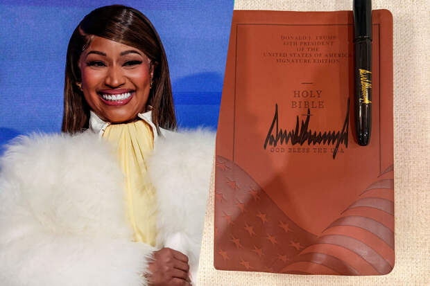Президент США Трамп подарил Ники Минаж Библию со своим автографом
