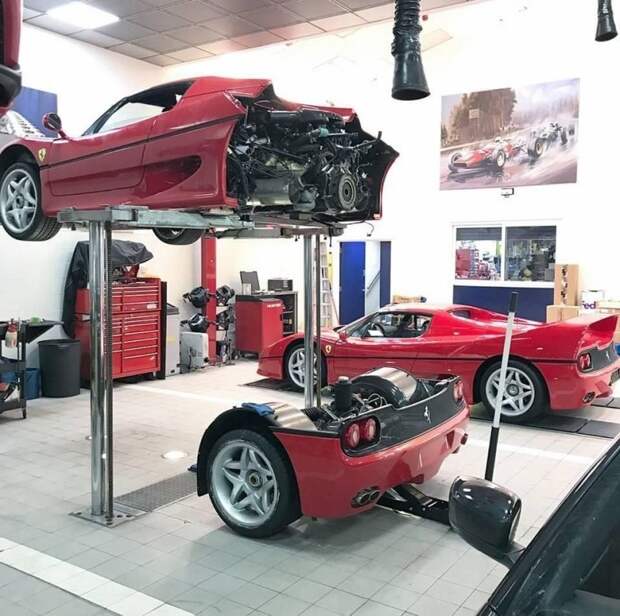 Как меняют сцепление на спорткаре Ferrari F50 ferrari, ferrari f50, авто, интересно., суперкар, сцепление, факты