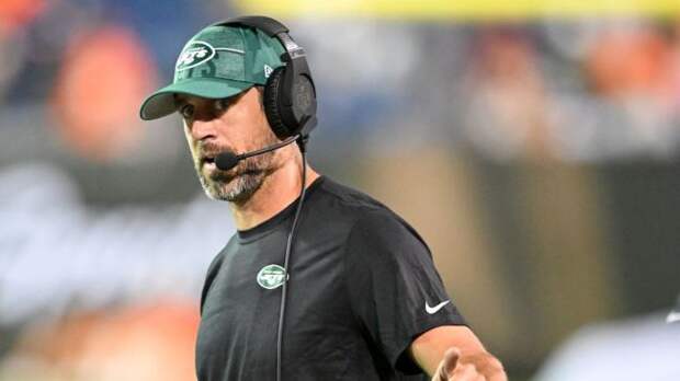 aaron rodgers with the new york jets