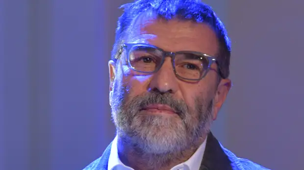 Писатель Евгений Гришковец высказался о скандале с Земфирой