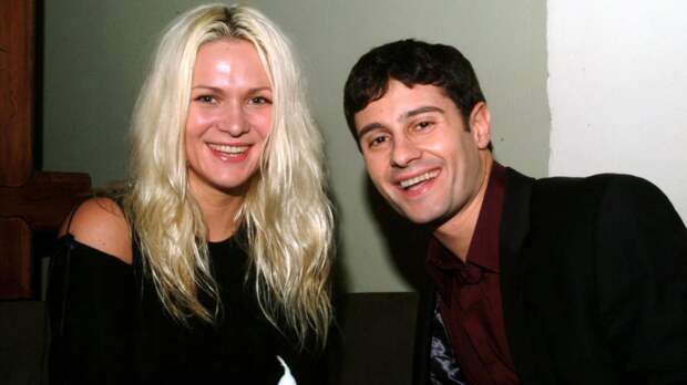 Виктория Макарская дала совет подписчицам: «Любите его так, чтобы ему захотелось к Богу пойти»