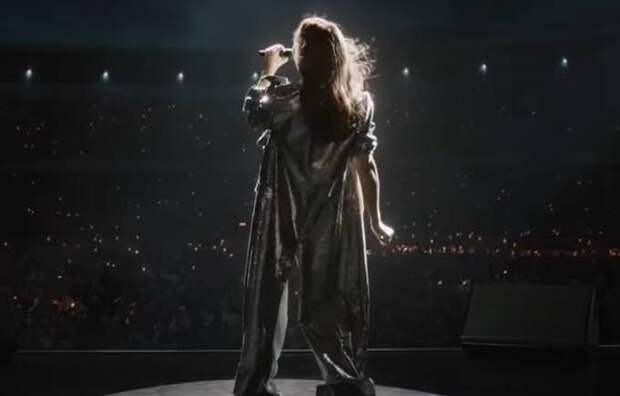 В Каннах покажут фильм-фантазию о жизни Селин Дион