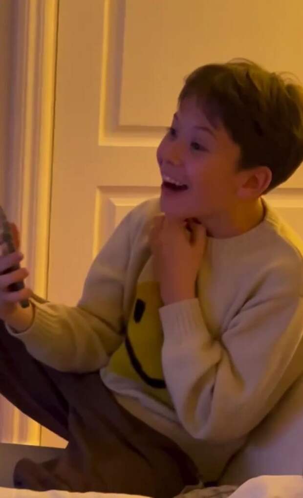 Шепелев показал эмоциональную реакцию сына от Жанны Фриске на кино с его участием