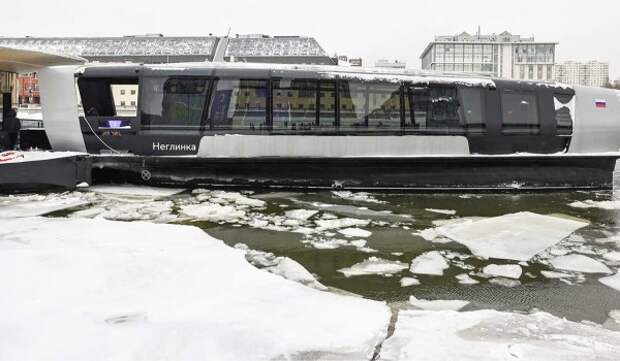 Цикл лекций совместно с Государственным историческим музеем организуют на электросудах