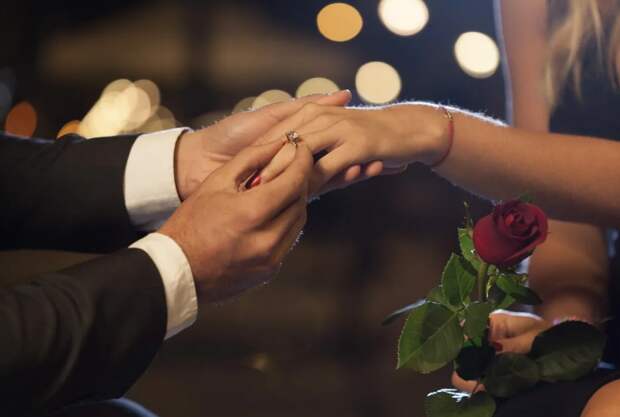 "Он не хотел жениться официально до тех пор, пока не узнал, что я получила наследство и хочу купить квартиру" Предложение после 13 лет.