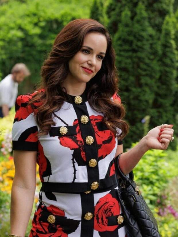 Melissa Fumero as Birdie