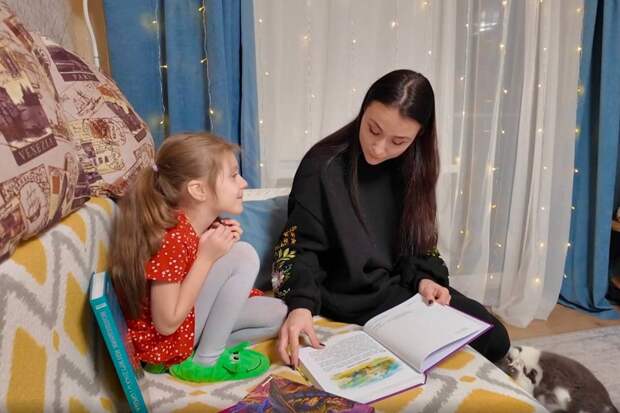 Тульский губернатор Миляев передал юной жительнице Мариуполя подарок в рамках "Ёлки желаний"