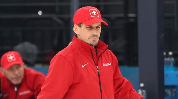 Фишер уволен с поста главного тренера сборной Швейцарии по хоккею за подделку документов