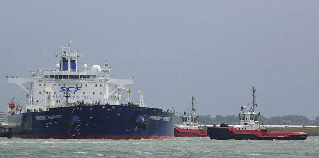 Трамп продлил введённый Байденом запрет на заход российских судов в порты США