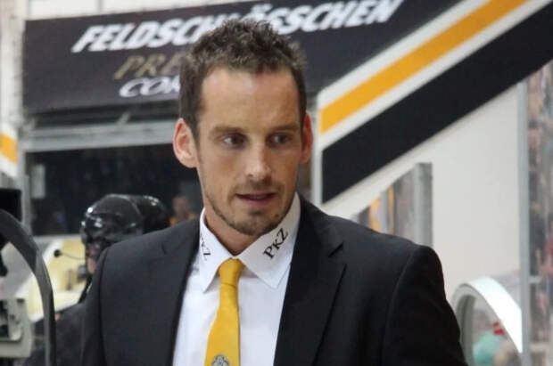 Тренера сборной Швейцарии по хоккею Фишера отправили в отставку